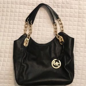 Michael Kors Tote with leather and chain straps.